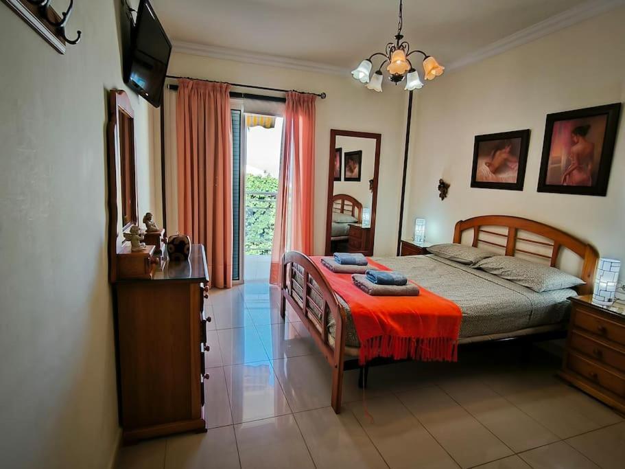 La Perla Ocean View Apartment